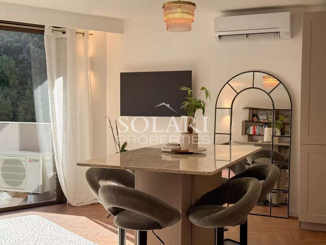 Appartement à THEOULE-SUR-MER