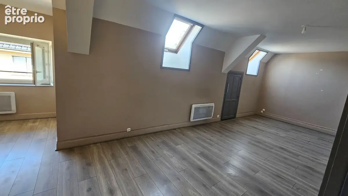 Appartement t3 renove coeur de village - photo 5