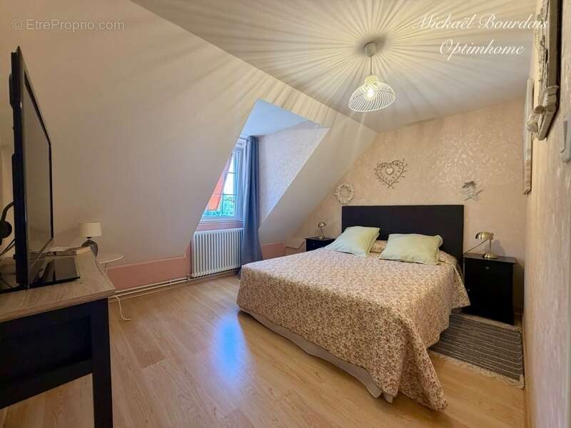 Maison de caractère 230 m2 avec 7 hectares de prairie – Vie de plain-pied – Secteur Oizé - photo 19