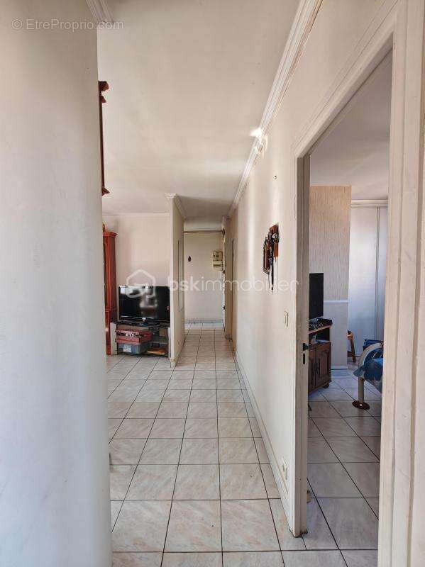 Appartement à AUBERVILLIERS