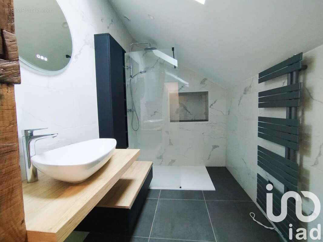 Photo 5 - Maison à CHAMBLET