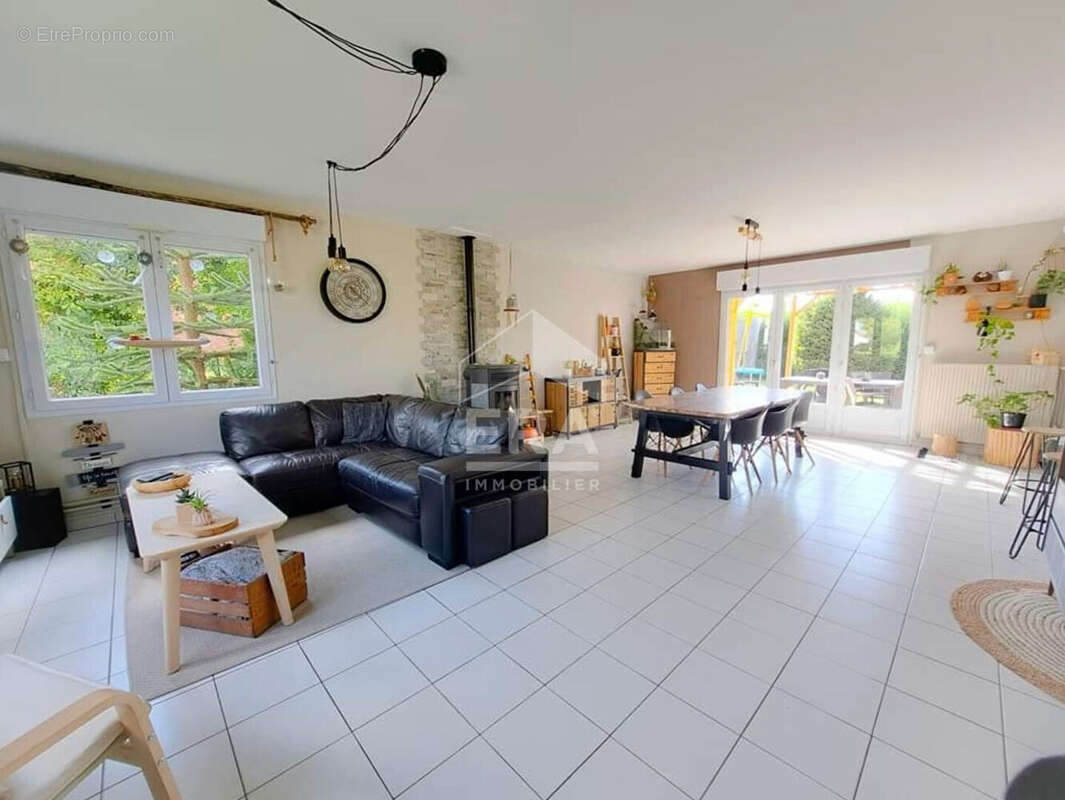 Maison à NOYELLES-LES-VERMELLES