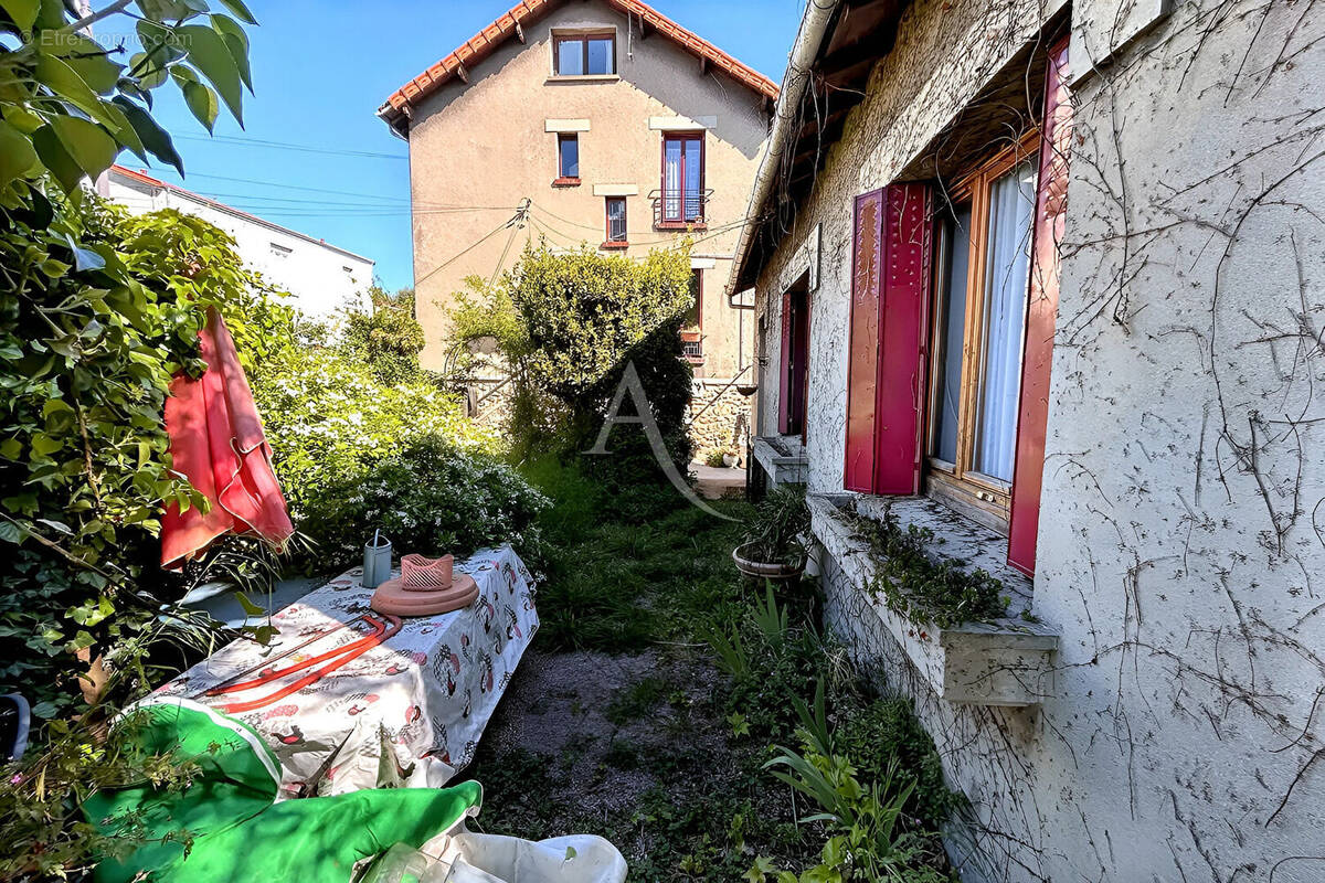 Maison à VITRY-SUR-SEINE