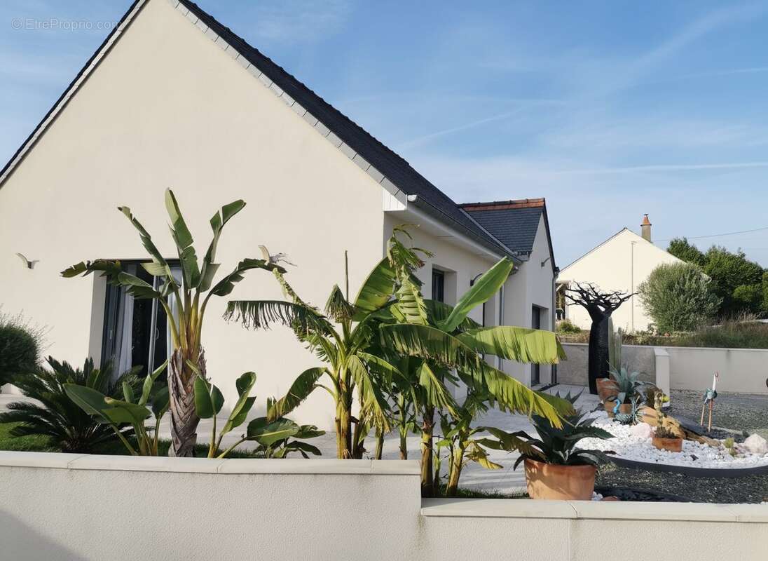 Maison à CRAVANT-LES-COTEAUX