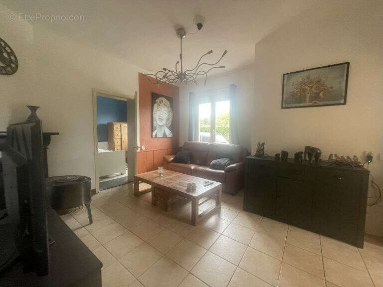 Maison à FILLIEVRES