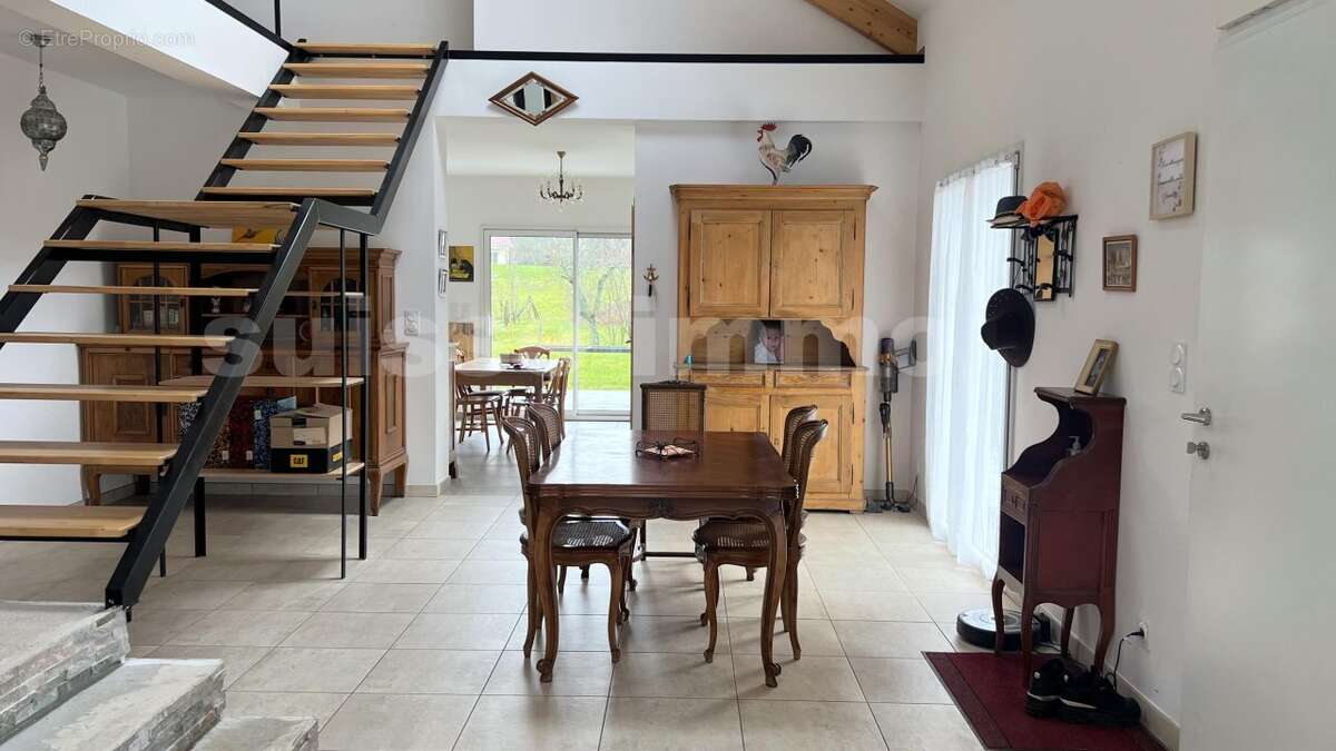 Maison à VALDAHON