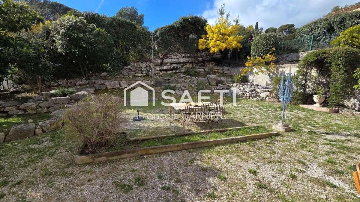 Photo 4 - Maison à LA CADIERE-D'AZUR