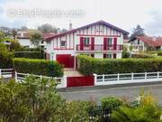 Maison à SAINT-PEE-SUR-NIVELLE