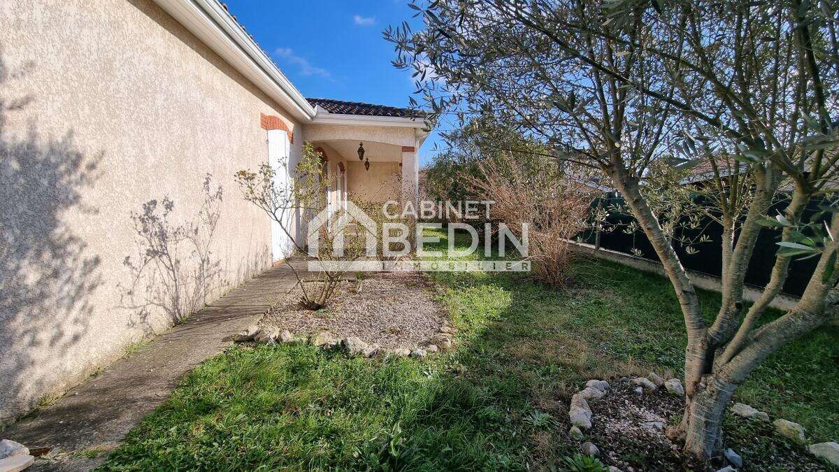 Maison à MONDONVILLE