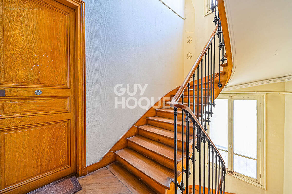 Appartement à PARIS-12E