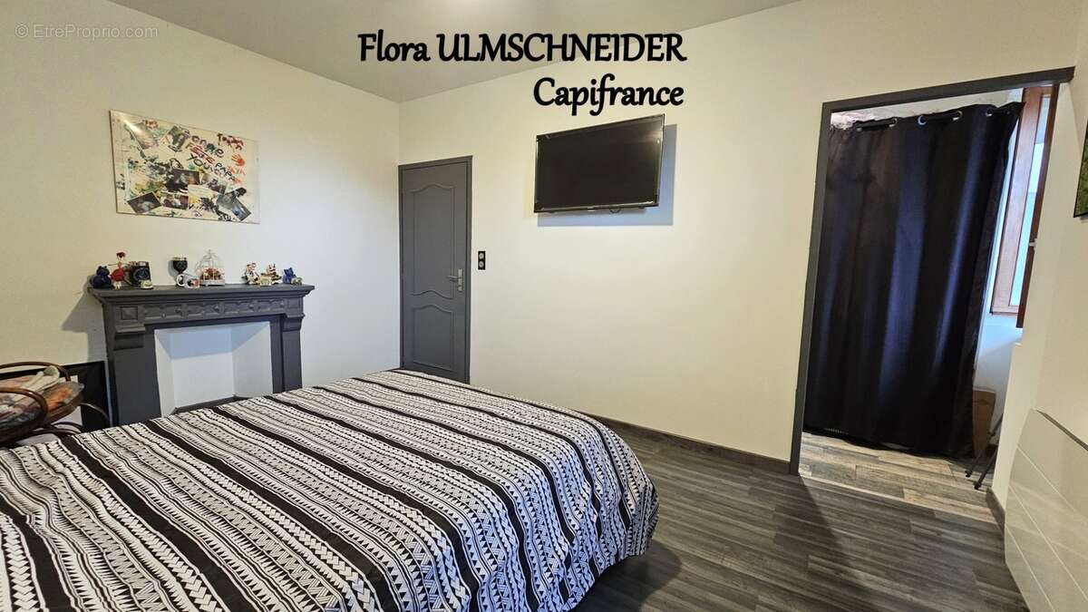 Authenticité et espace : grande maison mitoyenne en pierre avec 5 chambres à vendre à CHINDRIEUX avec garage et terrain proche d - photo 14