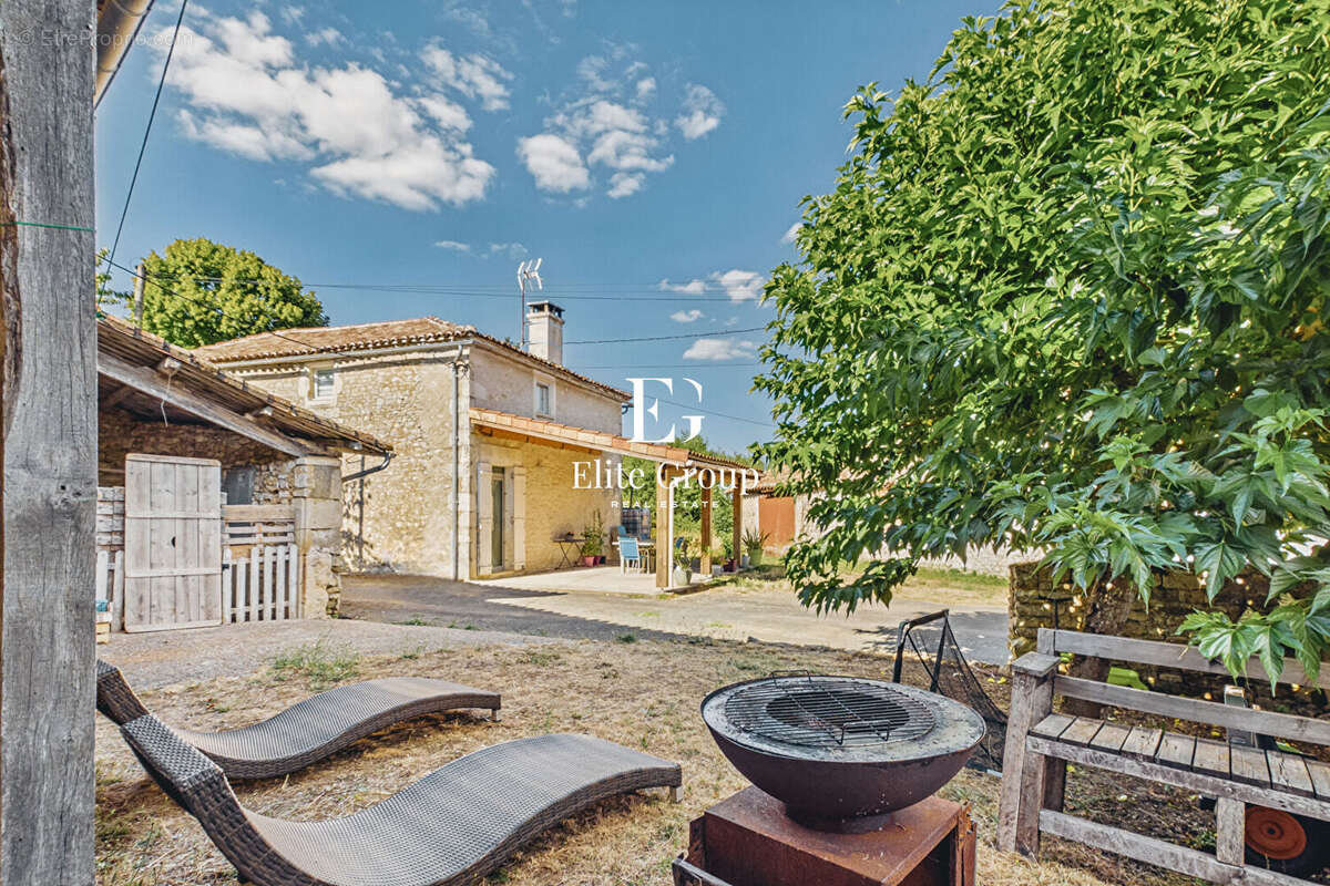 Maison à MARTHON