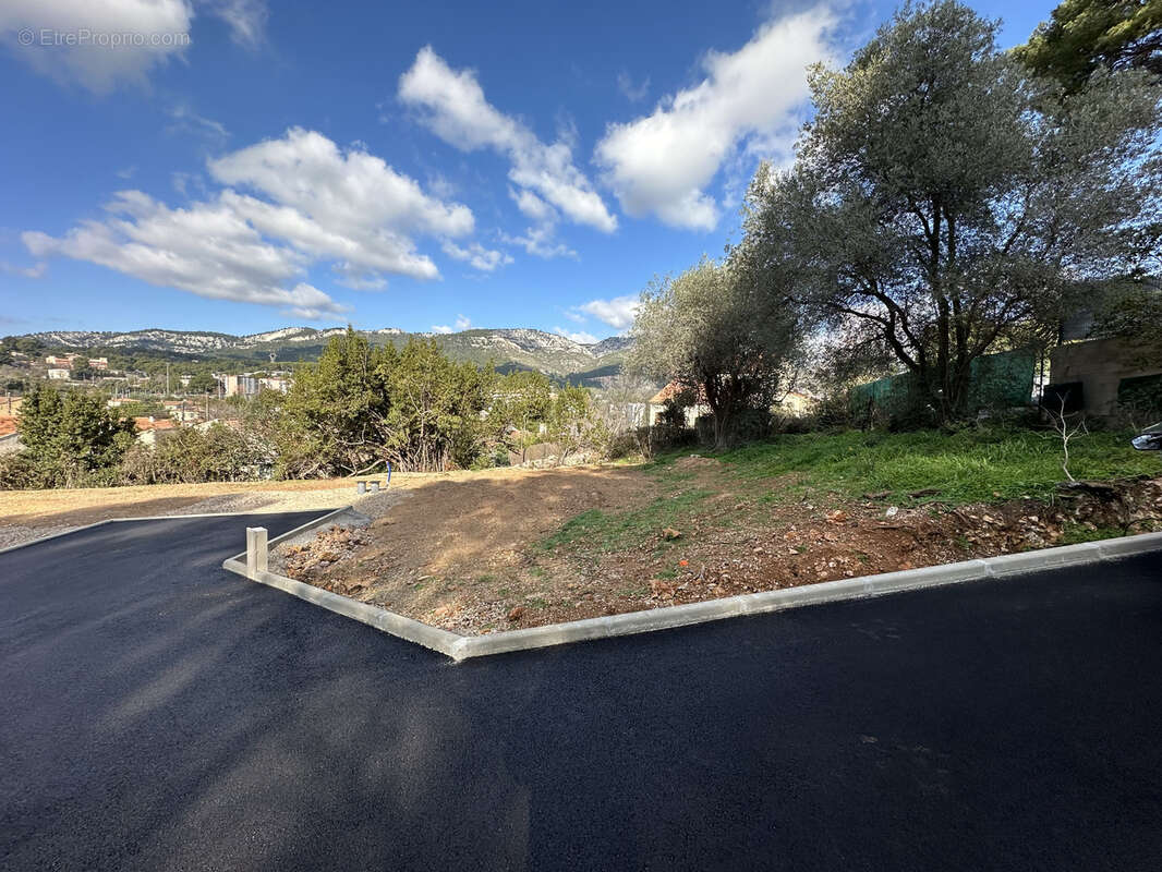 Terrain à TOULON
