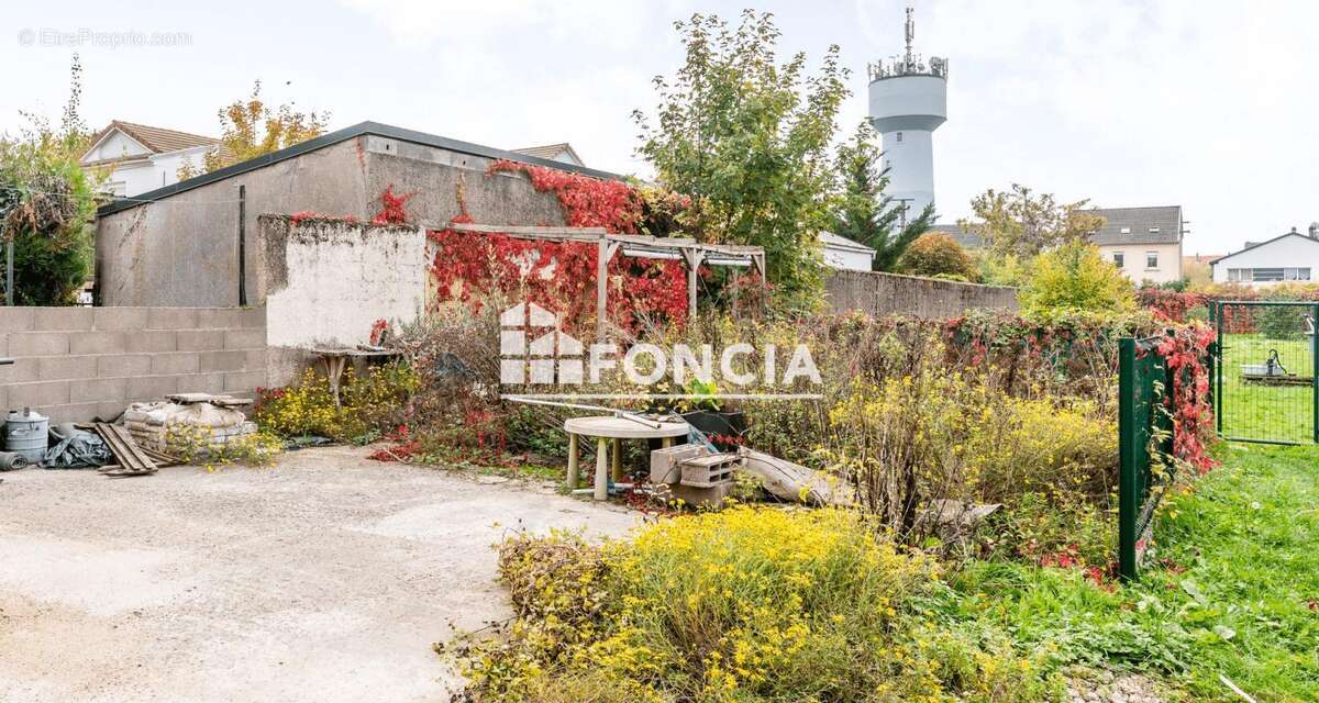 Appartement à AMNEVILLE