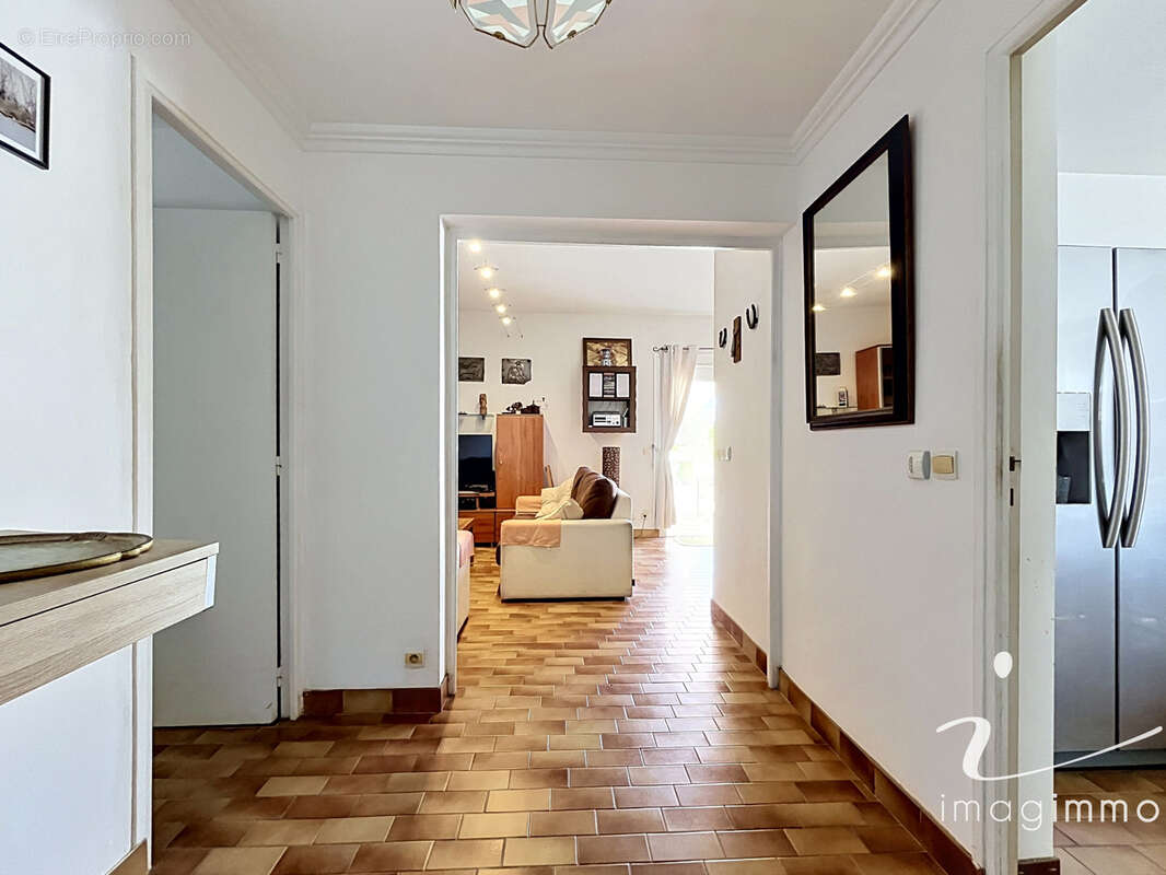 Vente interactive maison plain pied enclos de carnon - photo 10