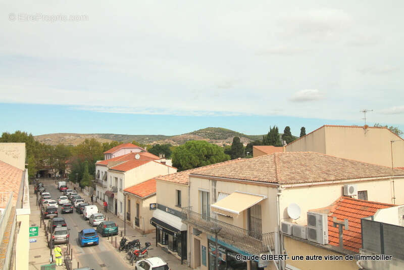 T3 de 73 m2 au 2éme et dernier étage au centre-ville de Frontignan - photo 4