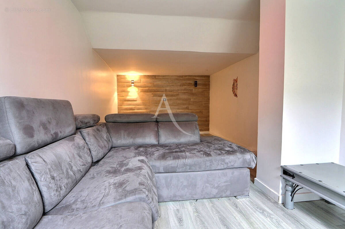 Appartement à AUBERVILLIERS