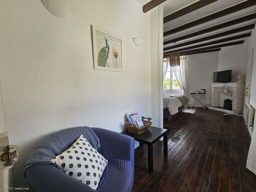 Maison à VILLEFAGNAN