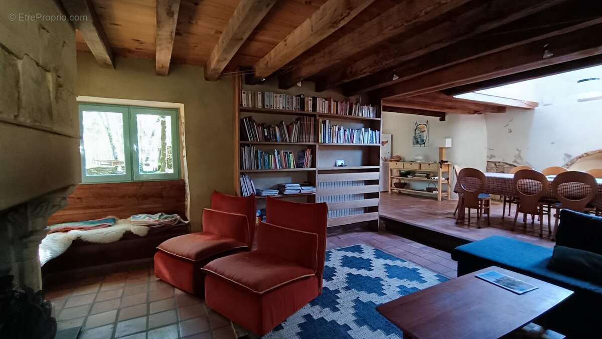 Maison Saint Leon Sur Vezere 5 pièce(s) 150.79 m2 - photo 3