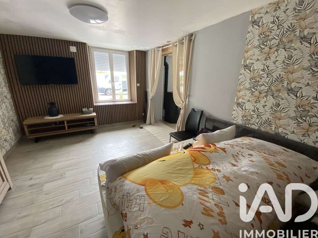 Photo 5 - Maison à AIGRE