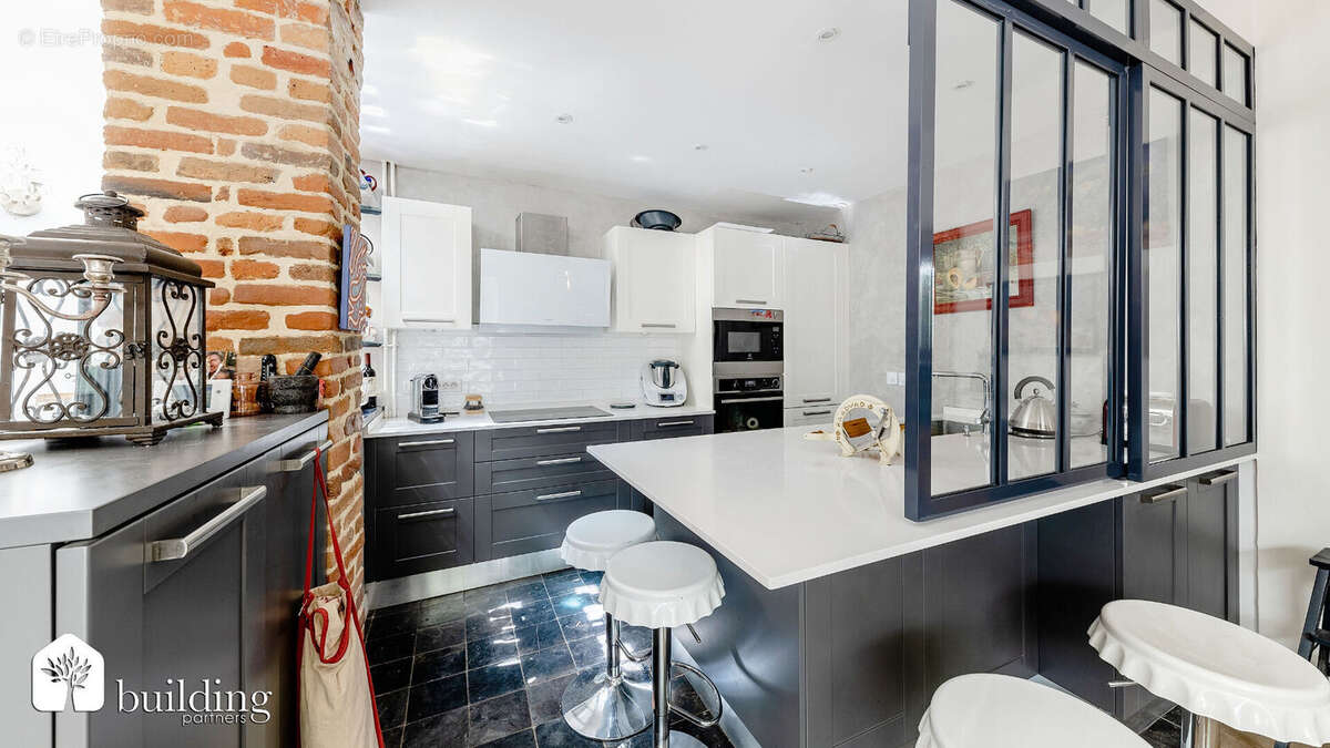 Maison à LEVALLOIS-PERRET