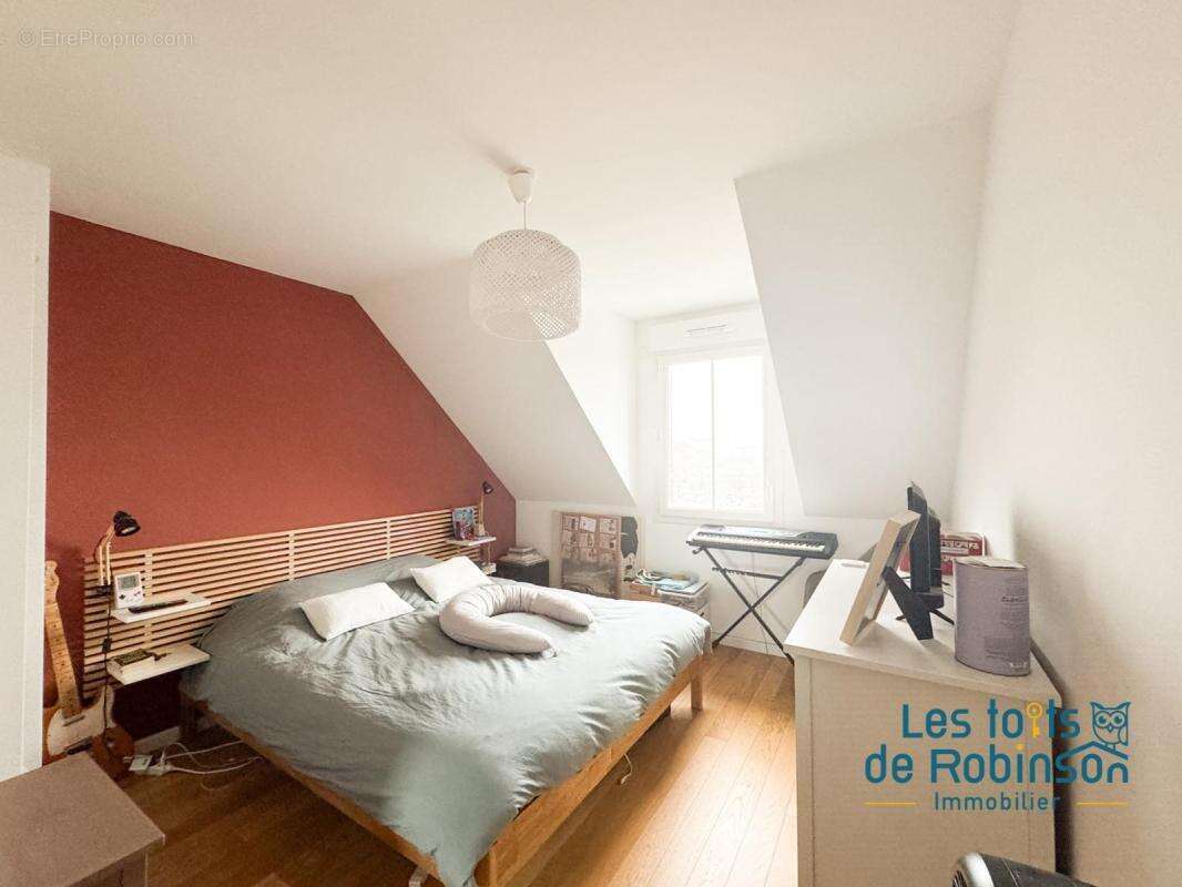 Appartement à LE PLESSIS-ROBINSON