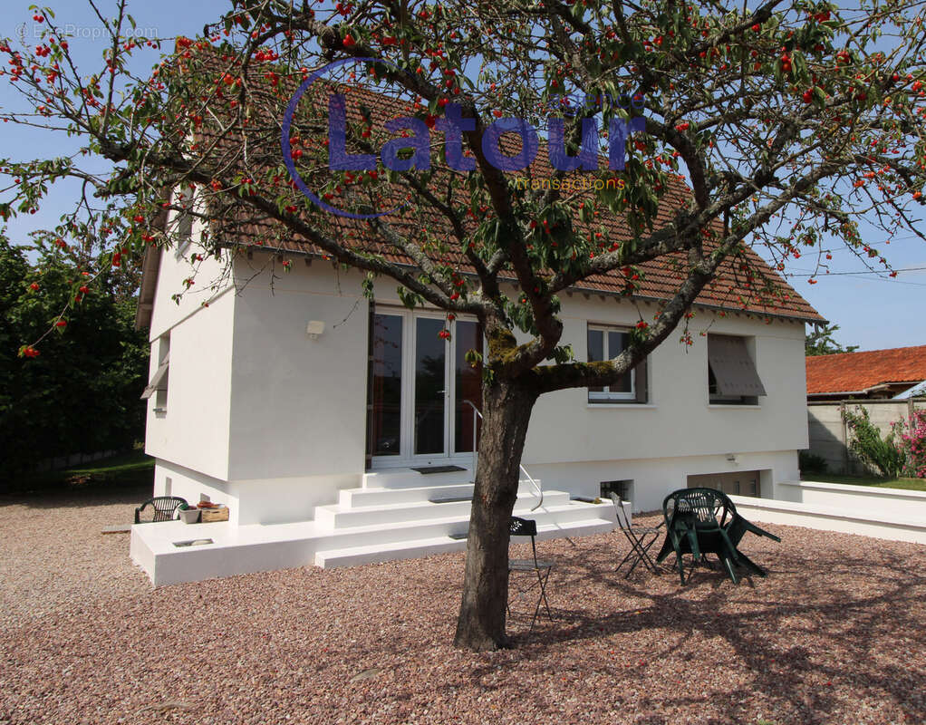 Maison à MESNIL-SUR-L'ESTREE