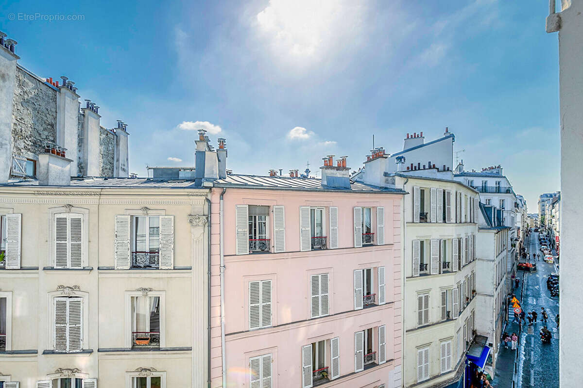 Appartement à PARIS-18E