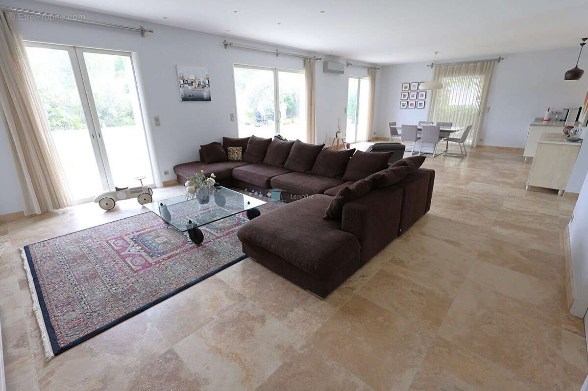 Villa contemporaine 200 m² jardin de 2500 m² avec piscine peymeinade - photo 12