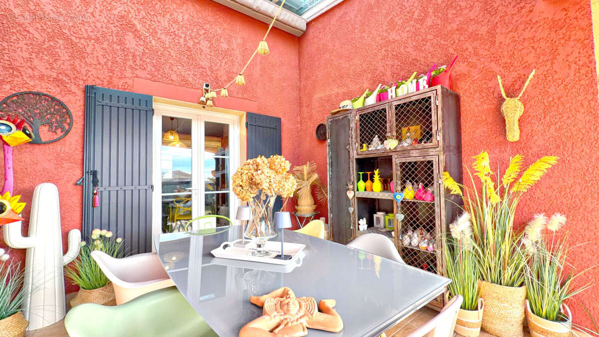 Maison à FORCALQUIER