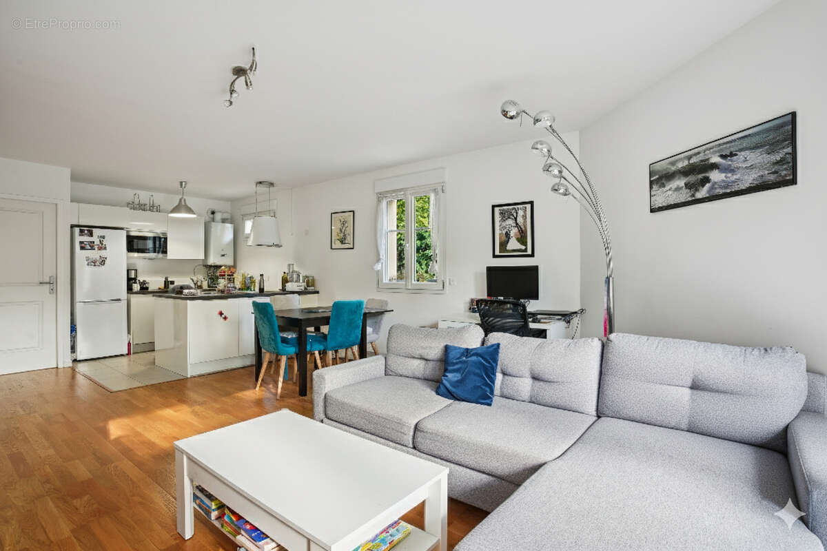 Appartement à NANTERRE