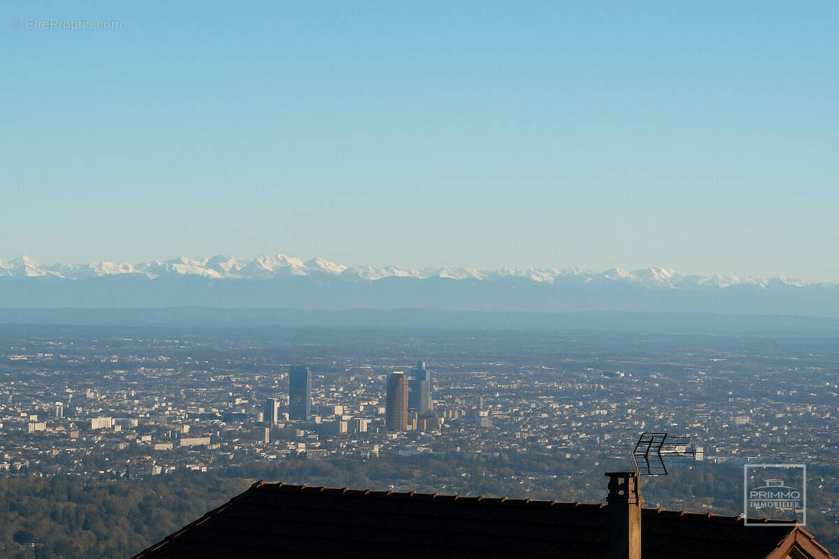 Terrain à SAINT-DIDIER-AU-MONT-D'OR