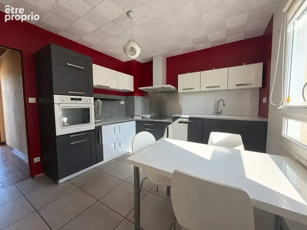 Maison 6 pièces 125 m² à vendre à Voulgezac (16250) - photo 6