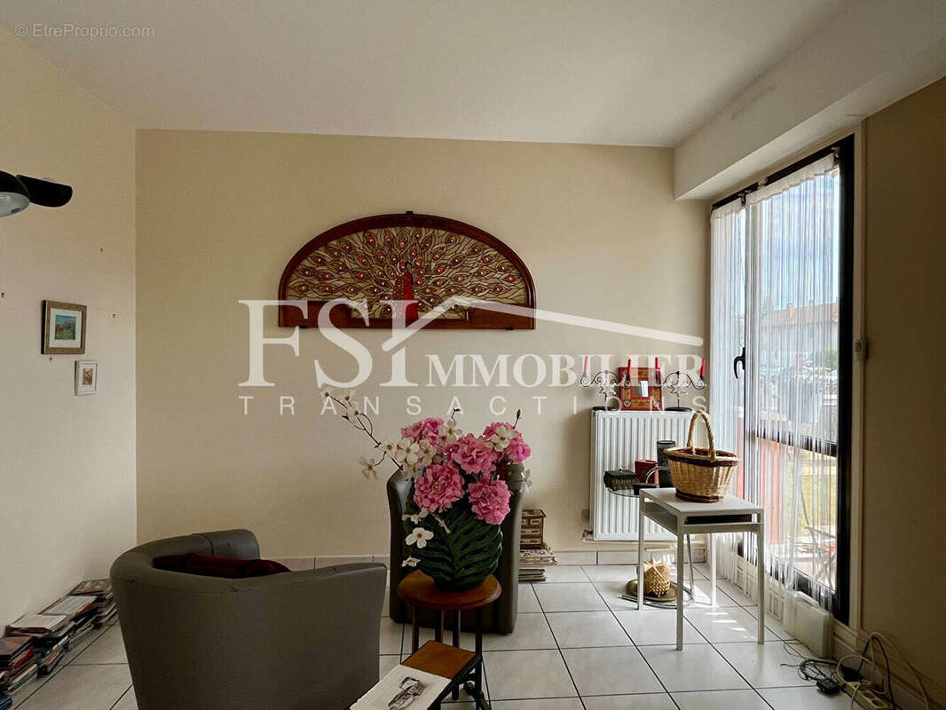 Appartement à LE PLESSIS-BOUCHARD