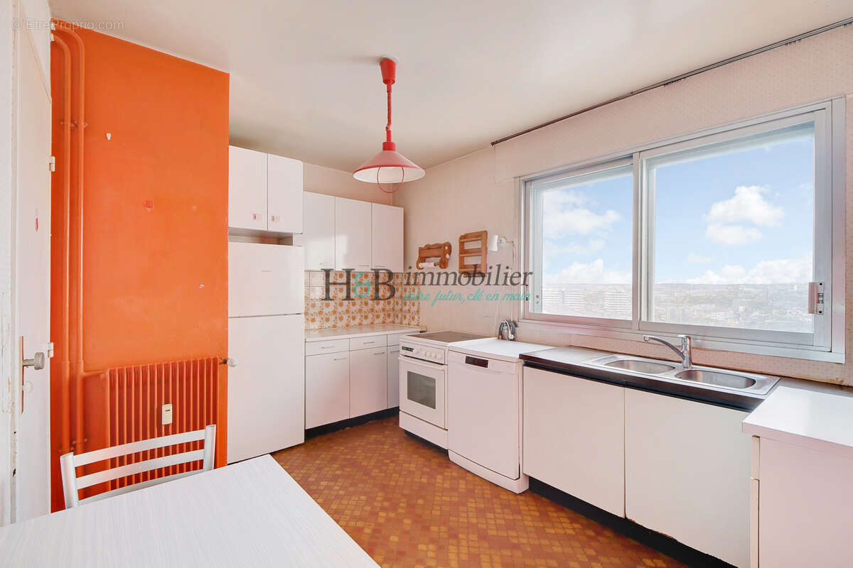 Appartement à LE KREMLIN-BICETRE