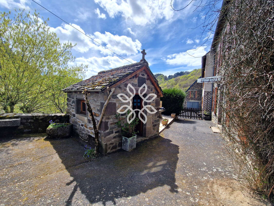 Maison à PEYRUSSE