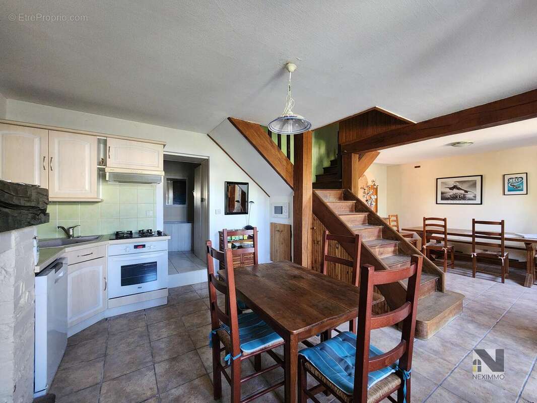 n°5 - Maison à RILHAC-LASTOURS
