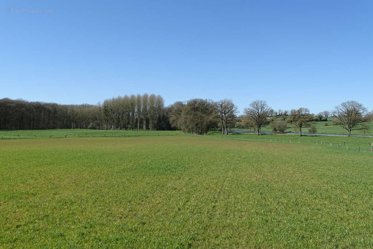 Maison à DEUX-EVAILLES