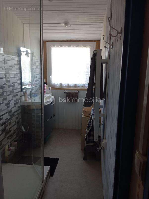 Maison à LA CHAPELLE-NEUVE