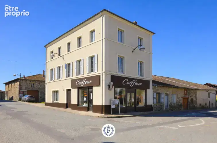 Maison à PROPIERES