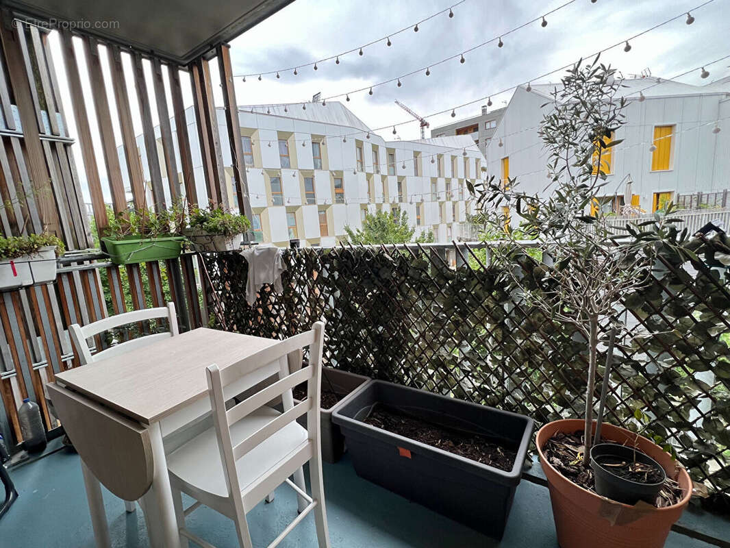 Appartement à L'ILE-SAINT-DENIS