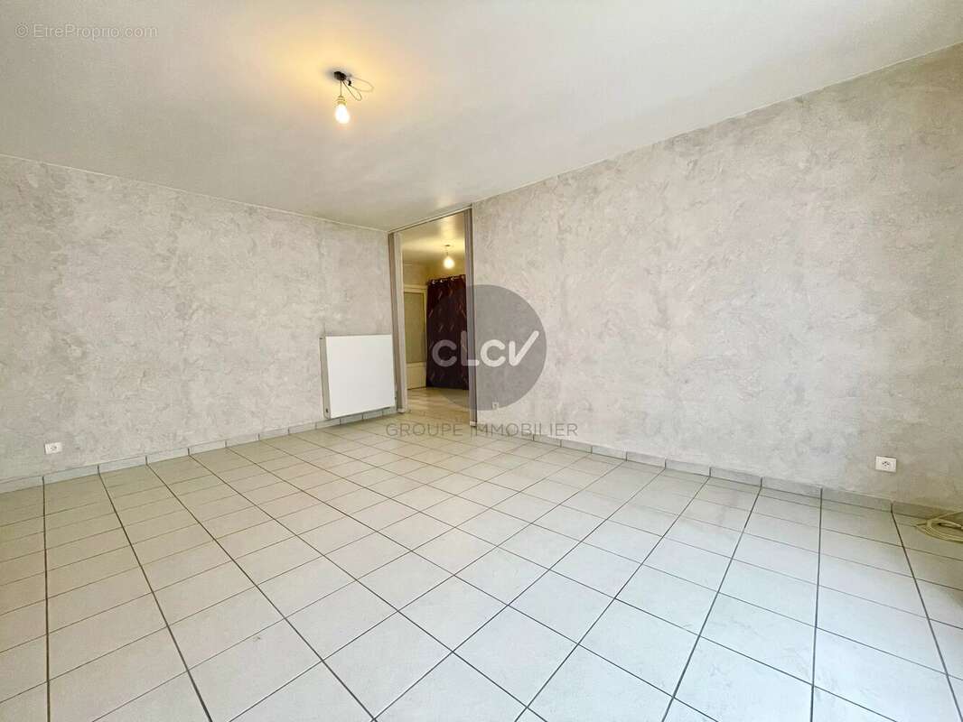 Appartement à FONTAINES-SUR-SAONE