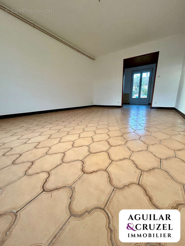 Maison à FARGES-EN-SEPTAINE