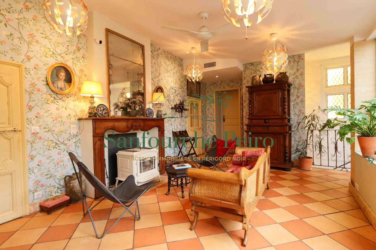 Maison à SARLAT-LA-CANEDA