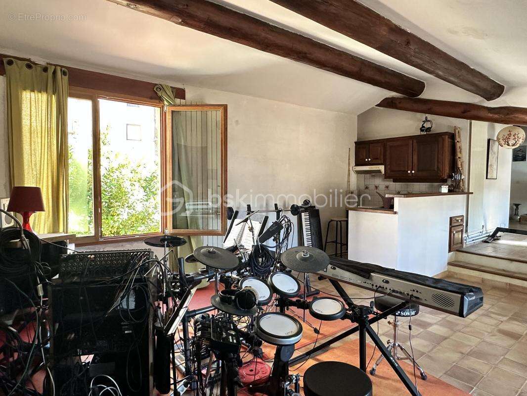 Maison à FORCALQUIER