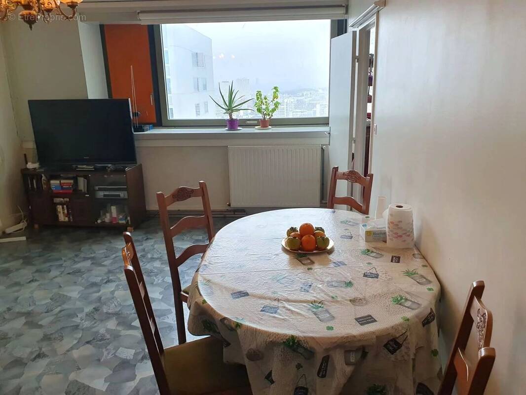 Appartement à BAGNOLET