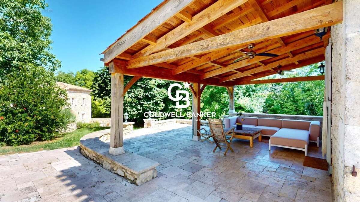 Maison à MONTAIGU-DE-QUERCY