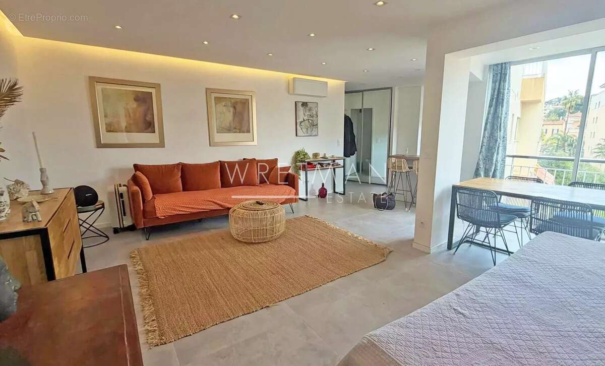 Appartement à CANNES
