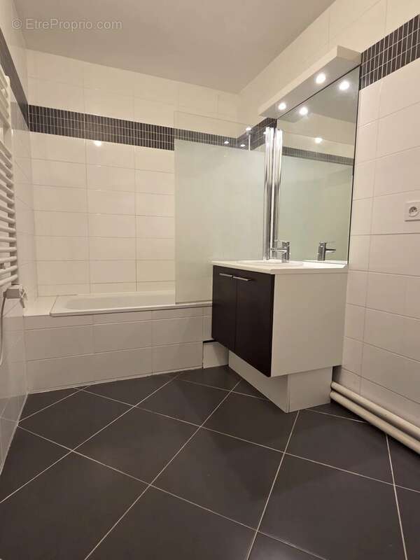 Appartement à MAISONS-LAFFITTE