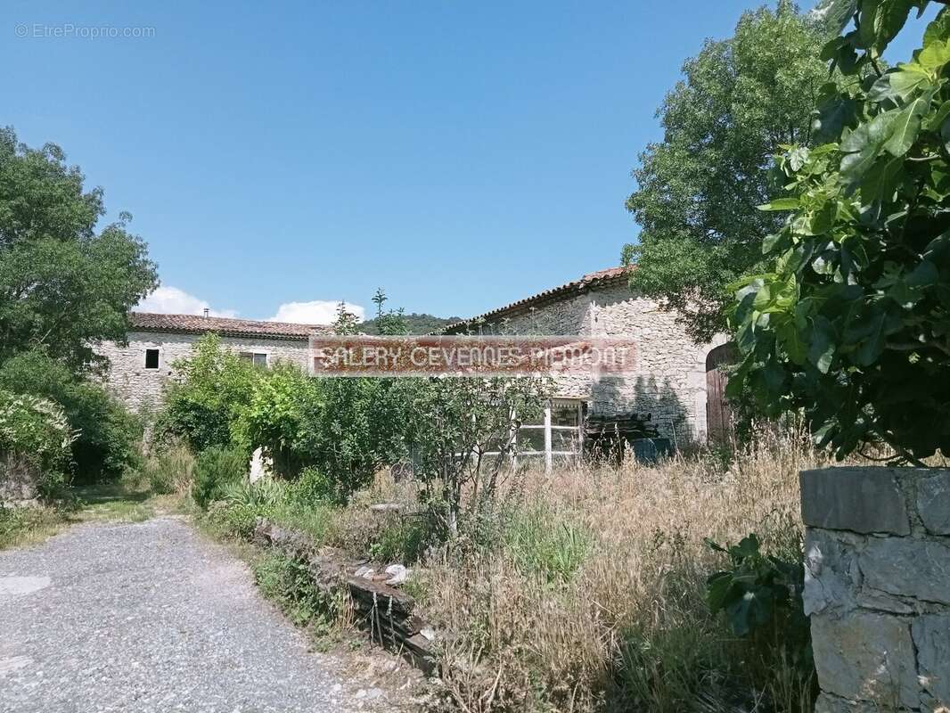 Maison à SAINT-HIPPOLYTE-DU-FORT